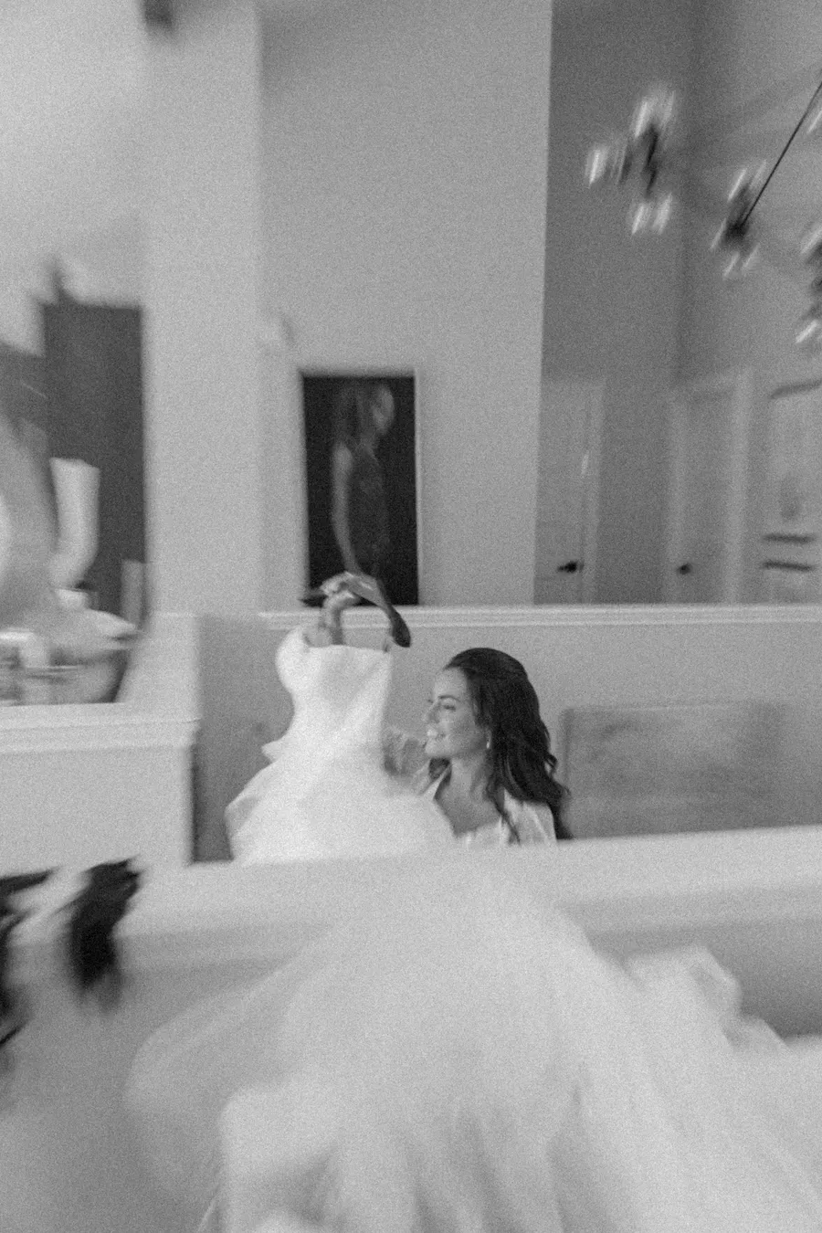 Quiet candid moment during bridal preparations — David and Katia wedding